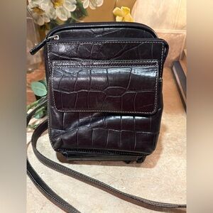Vintage Fossil Embossed Crocodile Leather Crossbody Bag!